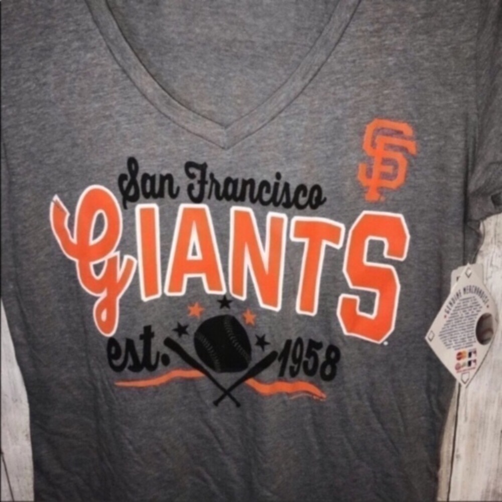 NWT San Francisco Giants Women’s Large MLB Tee Gray Baseball Shirt - Picture 3 of 5